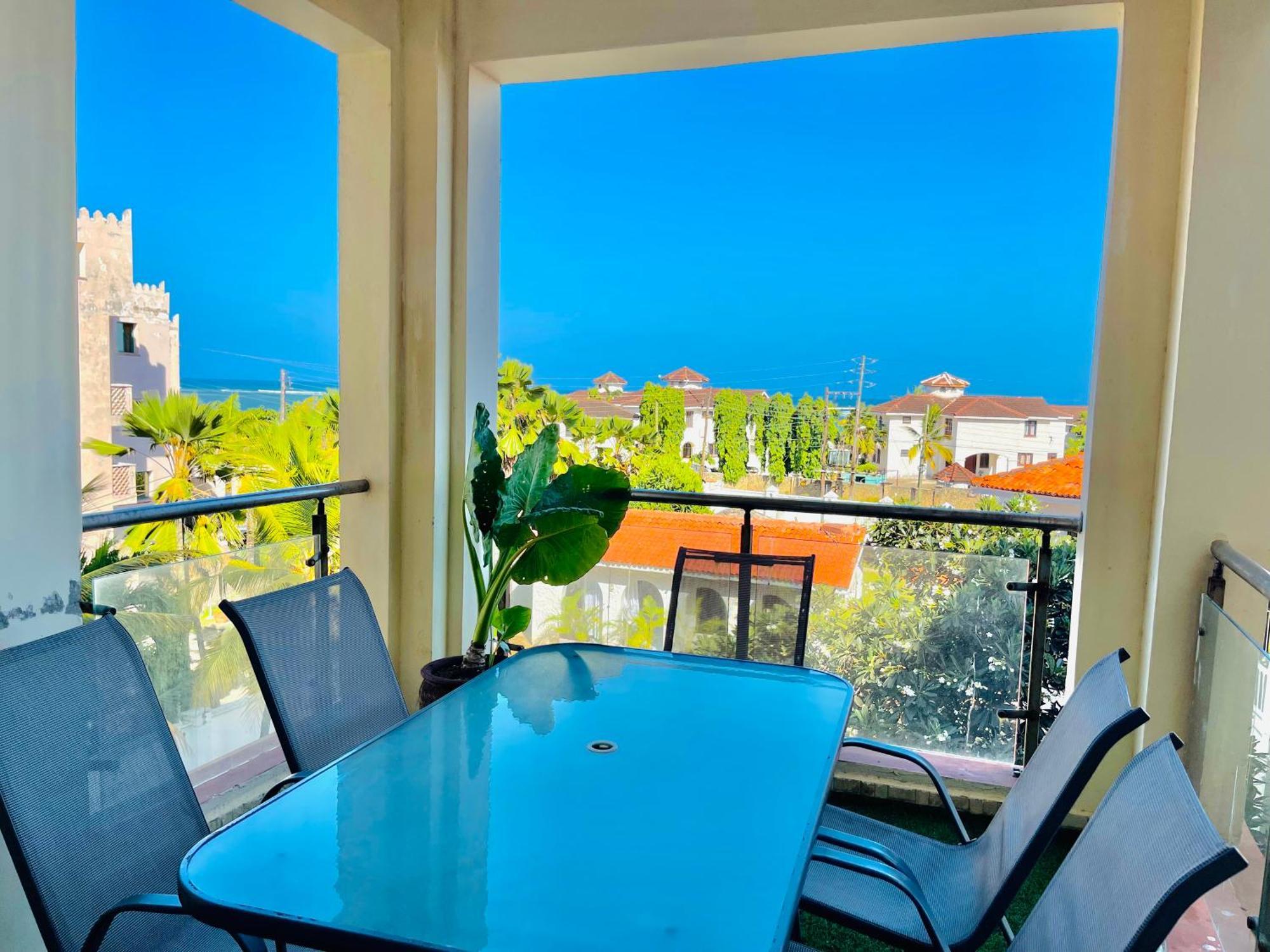 Elna'S Nyali - Work & Unwind - Pool, Sea Views, Ac & Fast Wi-Fi Bed and Breakfast Mombassa Buitenkant foto