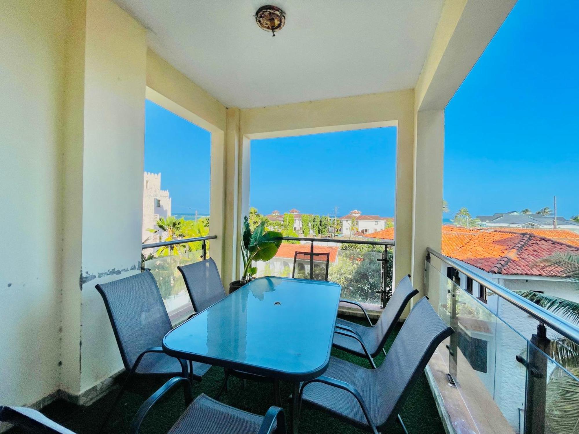 Elna'S Nyali - Work & Unwind - Pool, Sea Views, Ac & Fast Wi-Fi Bed and Breakfast Mombassa Buitenkant foto