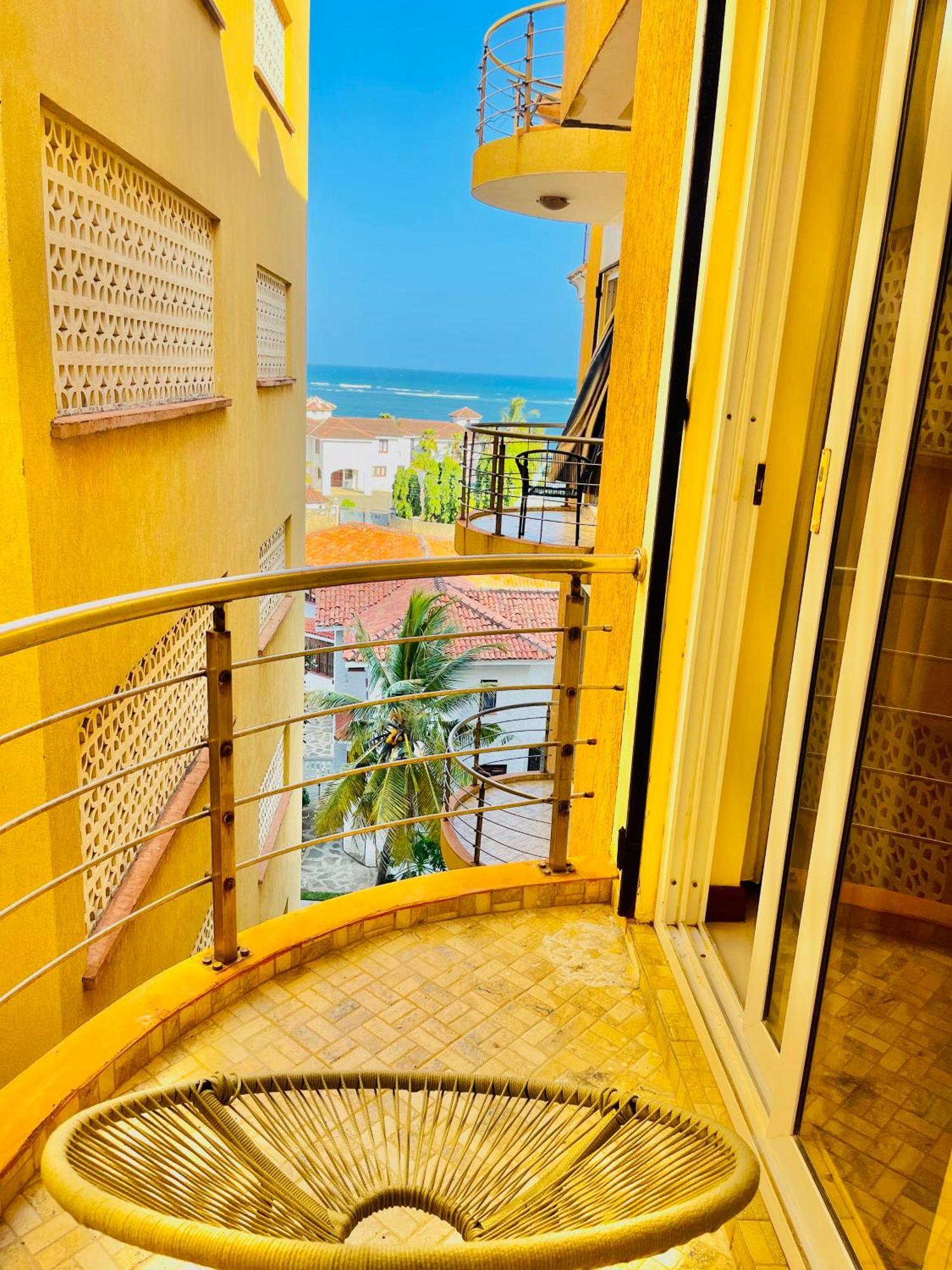 Elna'S Nyali - Work & Unwind - Pool, Sea Views, Ac & Fast Wi-Fi Bed and Breakfast Mombassa Buitenkant foto